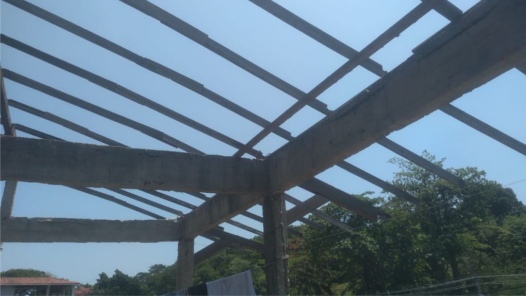 estrutura com bambus